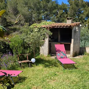 Hébergement de vacances Maisonnette Au Calme Avec Climatisation Parking Jardin Cadre Campagne Plages A Pieds, Bandol